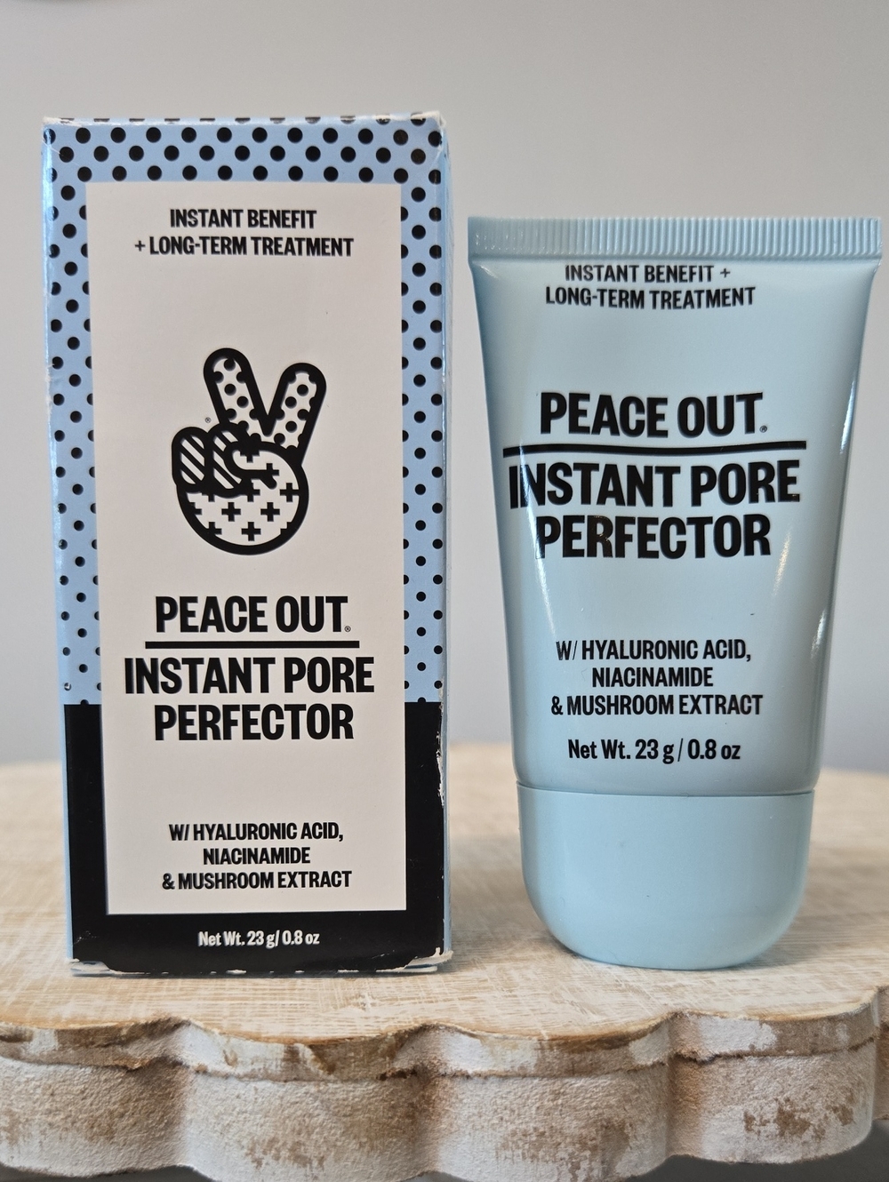 Peace Out Instant Pore Perfector